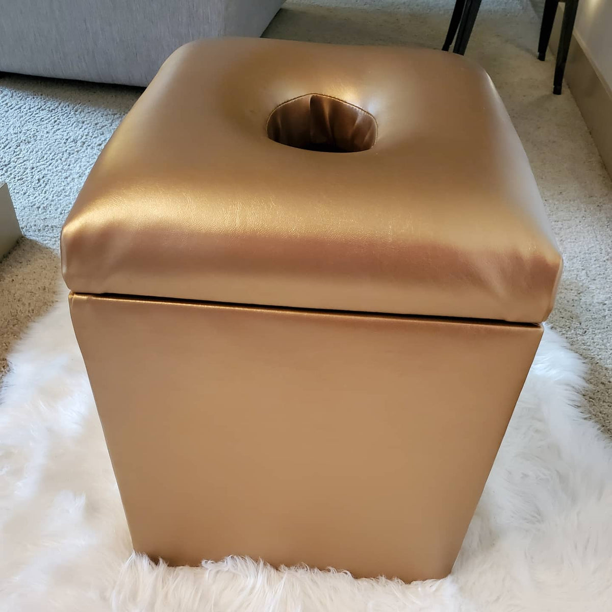 Yoni Chairs Solid Colors Shop Treasure Box